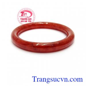 Vòng cẩm thạch đỏ