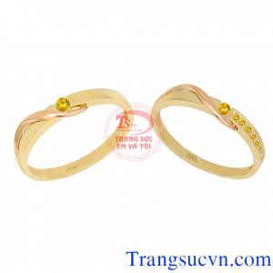 Cặp nhẫn sapphire vàng