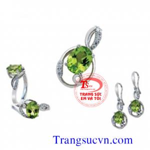 Bộ trang sức đá peridot đẹp