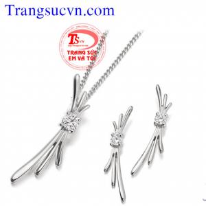 Thích hợp làm quà tặng cho người thân và bạn bè, Trang sức vàng trắng đá topaz