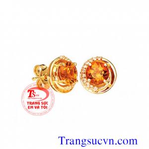 Hoa tai đá màu vàng 