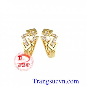 Hoa tai kim cương thiên nhiên vàng 750 