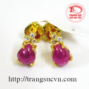 Hoa tai Ruby thiên nhiên dịu dàng