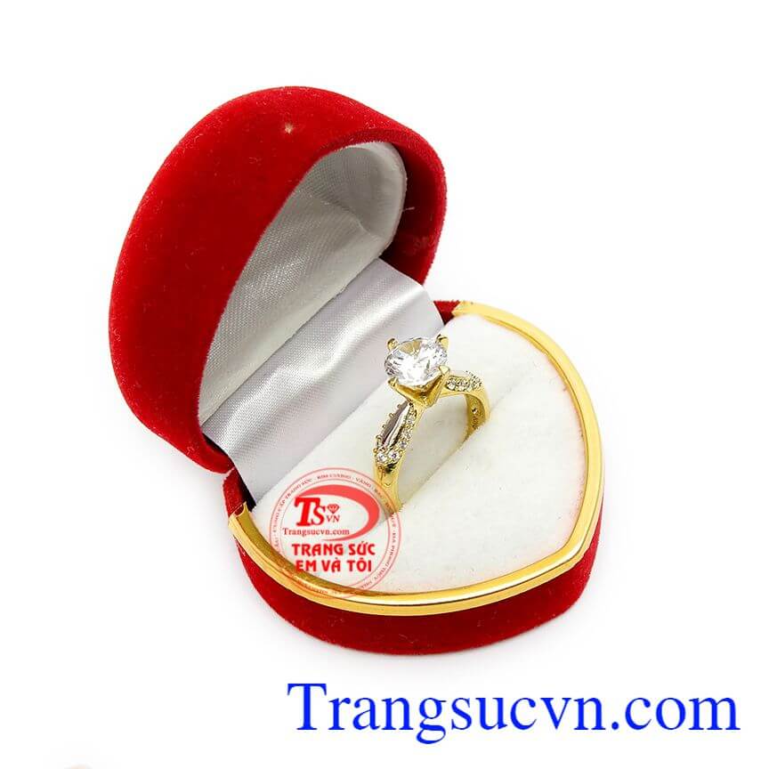 Chiếc nhẫn phù hợp để làm quà tặng cho người phụ nữ xinh đẹp của bạn