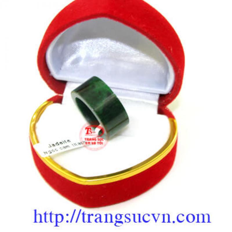 Nhẫn ngón út chất lượng