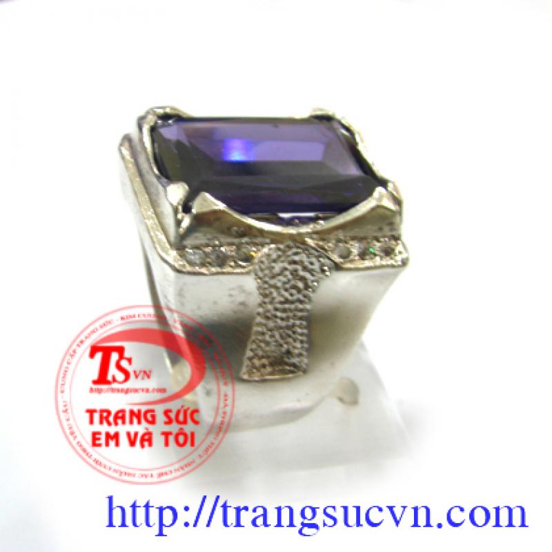 Nhẫn mặt đá tím