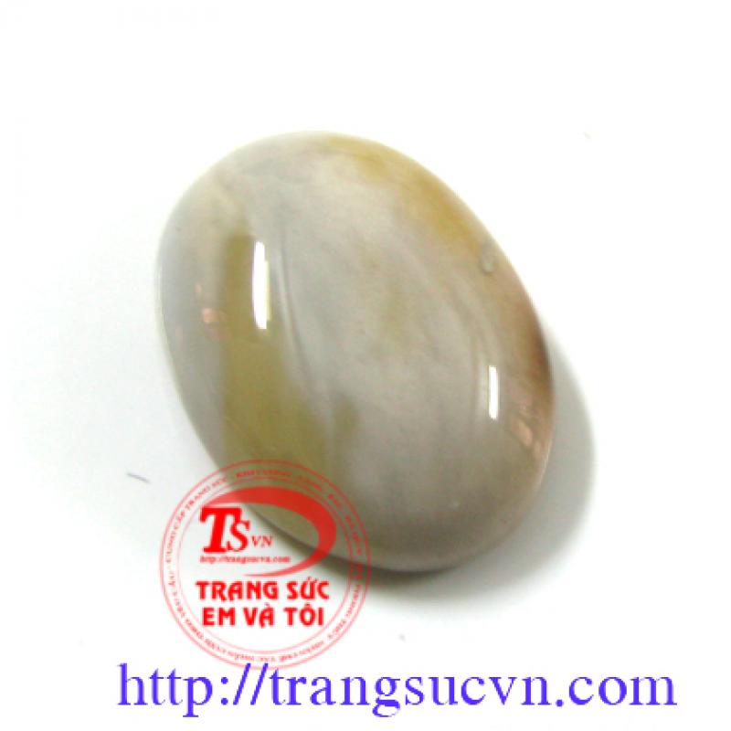 Mặt đá canxedon màu trắng đục