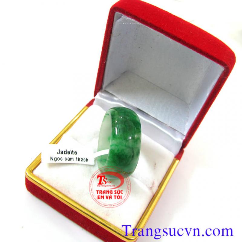 Nhẫn cẩm thạch xanh ngọc đẹp