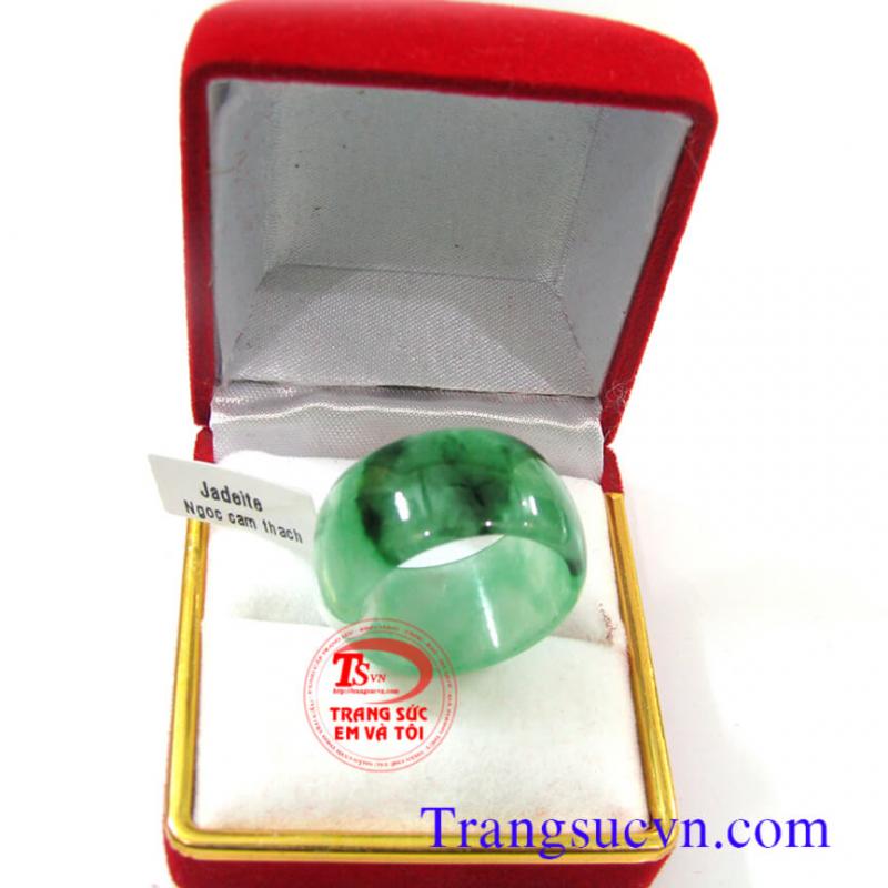 Nhẫn đá cẩm thạch tinh tế