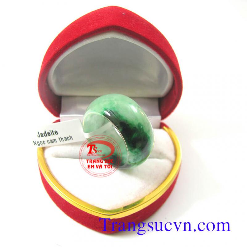 Nhẫn ngọc cẩm thạch jadeite phú quý