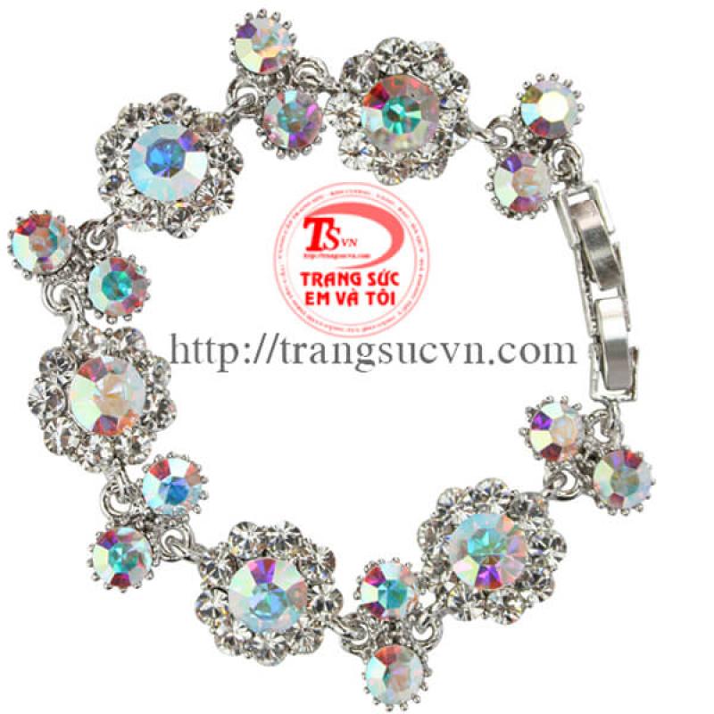 Chiếc lắc hoa