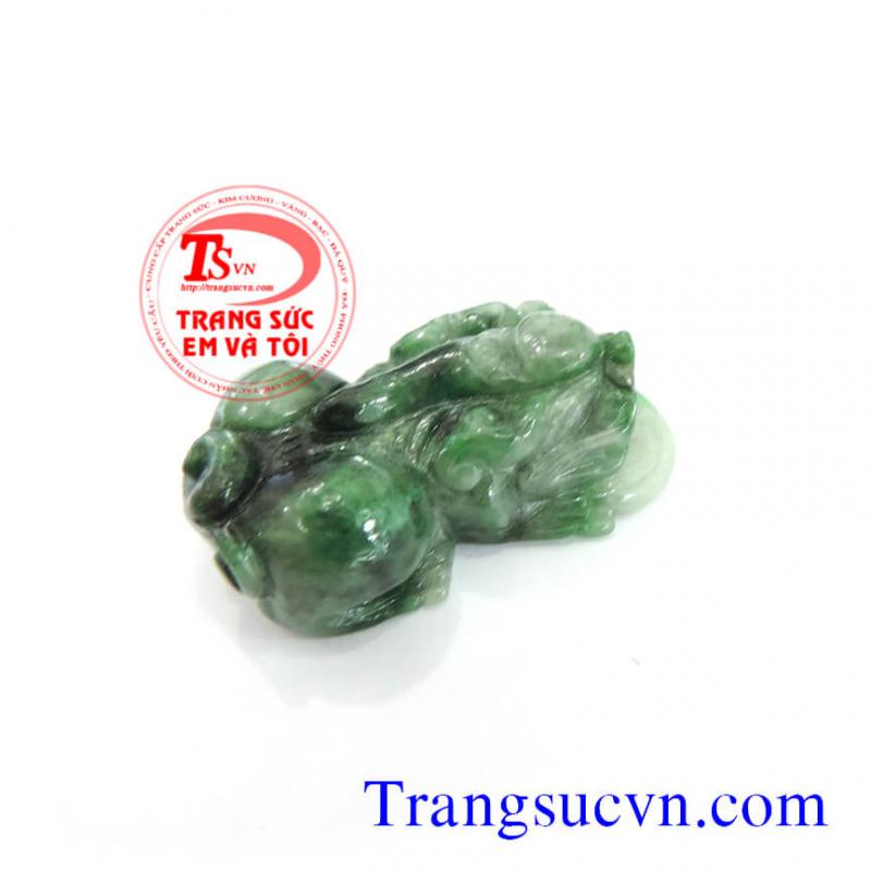 Tỳ hưu jadeite giữ lộc