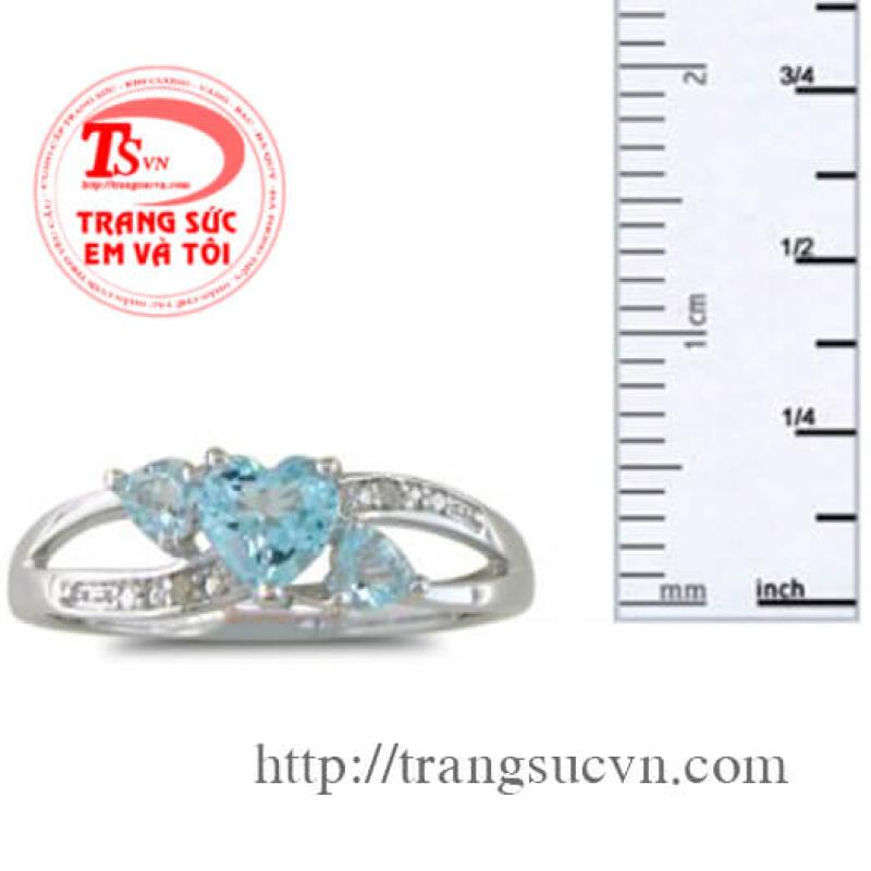 Nhẫn nữ bạc topaz trái tim