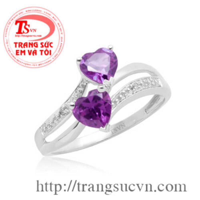 Nhẫn nữ trái tim quý phái