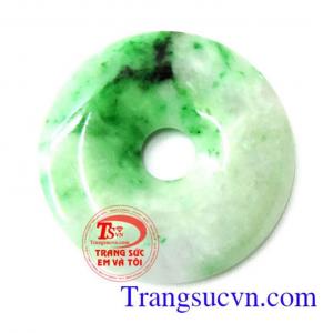 Ngọc Jadeite mang vẻ đẹp của thiên nhiên