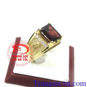 Nhẫn nam garnet sang trọng