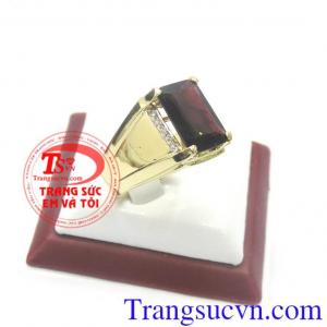 Nhẫn vàng Garnet mệnh Hỏa