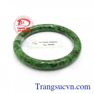 Vòng ngọc tinh túy của trời và đất trên người còn tốt cho vận khí, sức khỏe và tiền tài