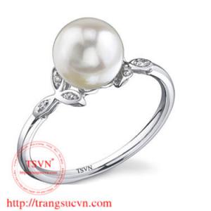 Nhẫn ngọc trai