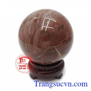 Cầu đá quý thường được mọi người lựa chọn làm vật trang trí vừa để hoàn thiện phong thủy