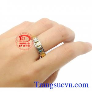 Nhẫn cũng trở thành một phụ kiện sang trọng với phái mạnh