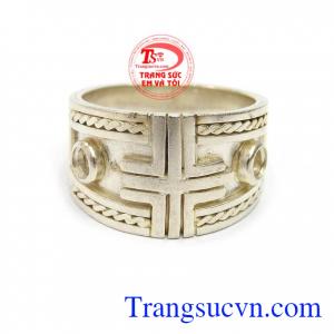 Nhẫn công giáo nam là sản phẩm nhẫn nam đẹp được chế tác từ bạc 925. Nhẫn công giáo nam, giao hàng nhanh trên toàn quốc