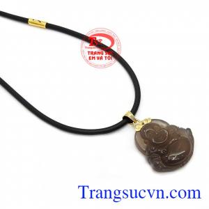 Mã não từ lâu đã được biết đến là loại đá quý đem đến sự hóa giải trong các mâu thuẫn, đem lại sự may mắn, bình an