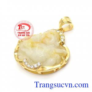 Phật Di Lặc là biểu tượng cho may mắn, hạnh phúc, vui vẻ và thịnh vượng cho người đeo