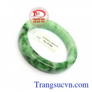 Vòng Ngọc Bản Vuông May Mắn