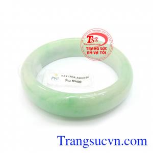 Vòng ngọc bản đẹp, sang trọng, quý phái