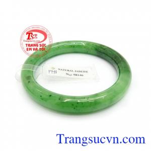 Vòng ngọc bản tròn vân ngọc độc đáo