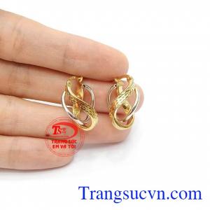 Sản phẩm được nhập khẩu từ Italy, chế tác từ vàng 10k sáng bóng.