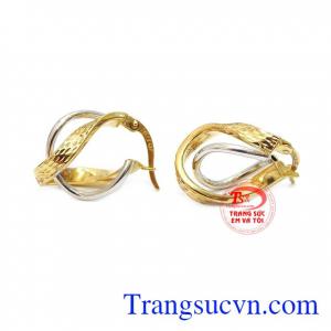 Hoa tai là sự kết hợp của vàng màu và vàng trắng