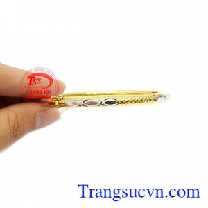 Các chi tiết được chế tạc tỉ mỉ, cẩn thận