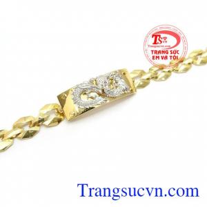 Lắc Tay Nam Rồng Cá Tính với đường nét chế tác tinh xảo, độc đáo, mang lại sự cá tính, mạnh mẽ và phong cách riêng của người đeo