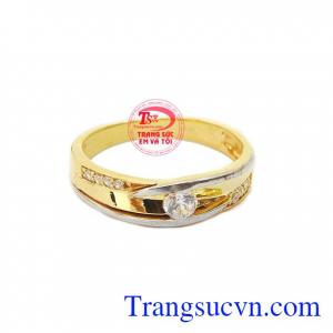 Nhẫn được kết hợp từ vàng trắng và vàng màu