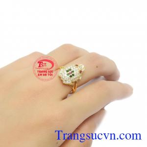 Bảo hành uy tín, giao hàng toàn quốc, chính sách ưu đãi
