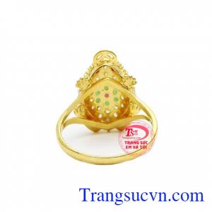 Sản phẩm chế tác từ vàng 10k bền đẹp