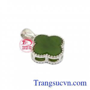 Thiết kế hình cỏ bốn lá trẻ trung và tiện lợi