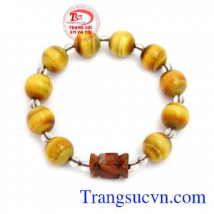 Chuỗi đá mắt hổ công giáo là một trong những trang sức phong thủy mang ý nghĩa cầu may mắn tình duyên, giao tiếp, mang lại bình an sự may mắn Các hạt đá mắt hổ được đan xen hạt to hạt nhỏ