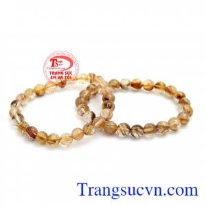 Chuỗi vòng Thạch anh tóc nâu vàng là sản phẩm thạch anh tóc thiên nhiên mang lại may mắn, sức khỏe cho người đeo