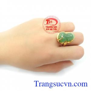 Nhẫn Tỳ hưu ngọc đẹp