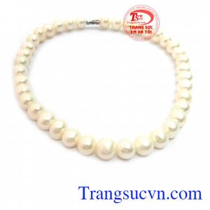 Vòng ngọc trai tinh tế là sản phẩm đẹp sang trọng, tinh tế mang đến vẻ đẹp thanh lịch cho người đeo