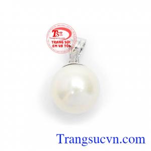 Mặt Dây Ngọc Trai Quý Phái màu sắc tươi sáng, chất lượng đảm bảo