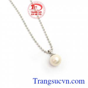 Mặt Dây Ngọc Trai Quý Phái màu sắc tươi sáng, chất lượng đảm bảo