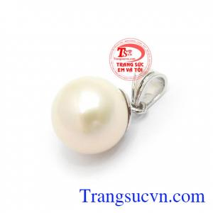 Mặt dây chuyền nữ tinh tế