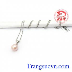 Bộ Dây Ngọc Trai Thời Trang với sự kết hợp độc đáo giữa dây chuyền Ý 10k và mặt dây ngọc trai bền đẹp, chất lượng