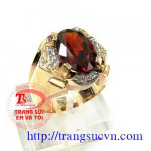 Nhẫn nam garnet facet