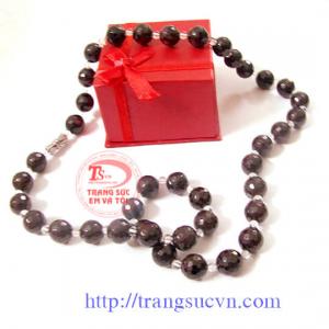 Vòng cổ garnet giá rẻ