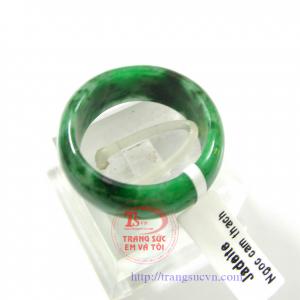 Nhẫn ngọc Jadeite xinh